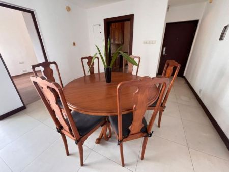 Dining room - FOR SALE: Exceptional 2690 sq ft Colombo 05 Apartment