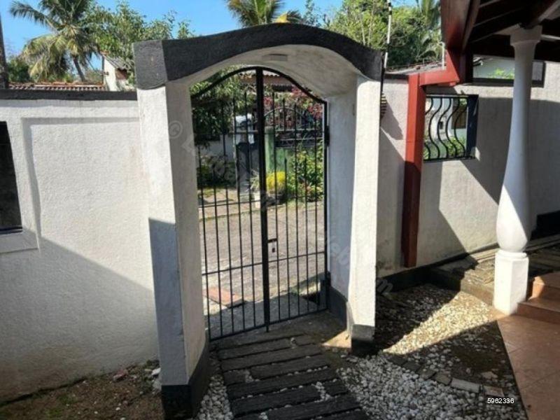 House for sale in Maharagama