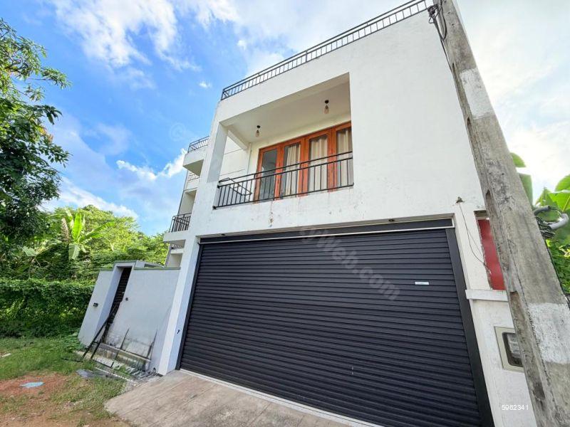 House for rent in Thalawathugoda