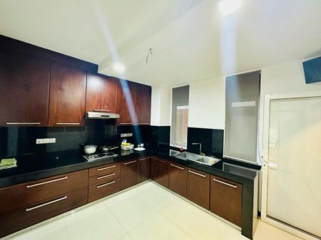 Kitchen - (SH195) Luxury 3 Storey House for Sale in Thalawathugoda