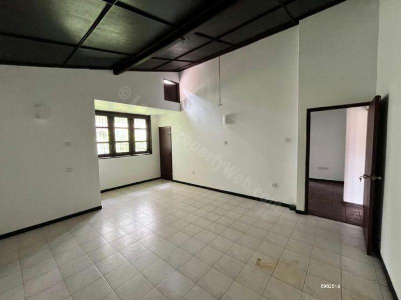 Kitchen - House for sale in Battaramulla