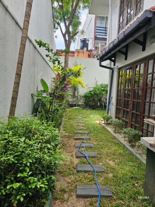 Exterior - House for sale in Colombo 7