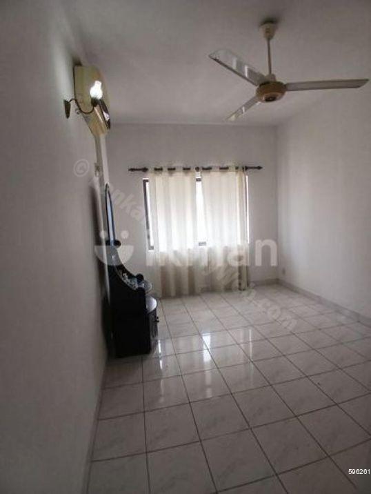 Apartment for sale in Colombo 9