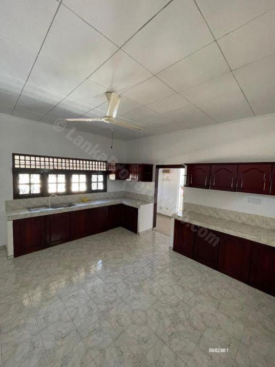 House for rent in Rathmalana