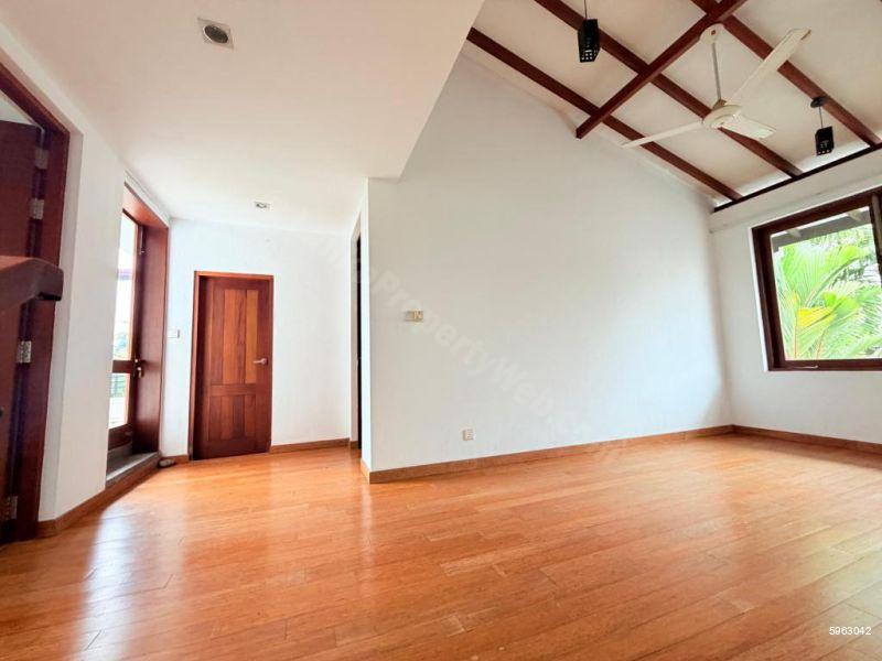 House for rent in Thalawathugoda