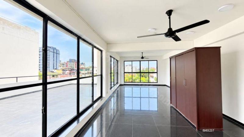 Commercial for rent in Colombo 6