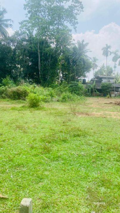 Bare Land for sale in Kadawatha