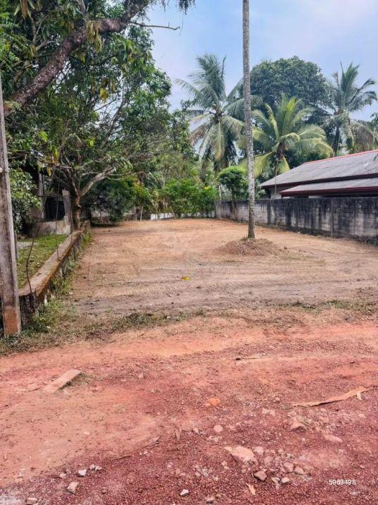 Bare Land for sale in Kadawatha