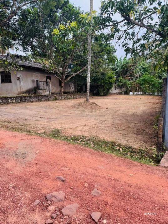 Bare Land for sale in Kadawatha