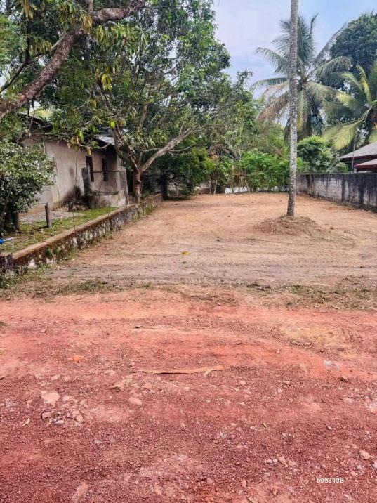 Bare Land for sale in Kadawatha