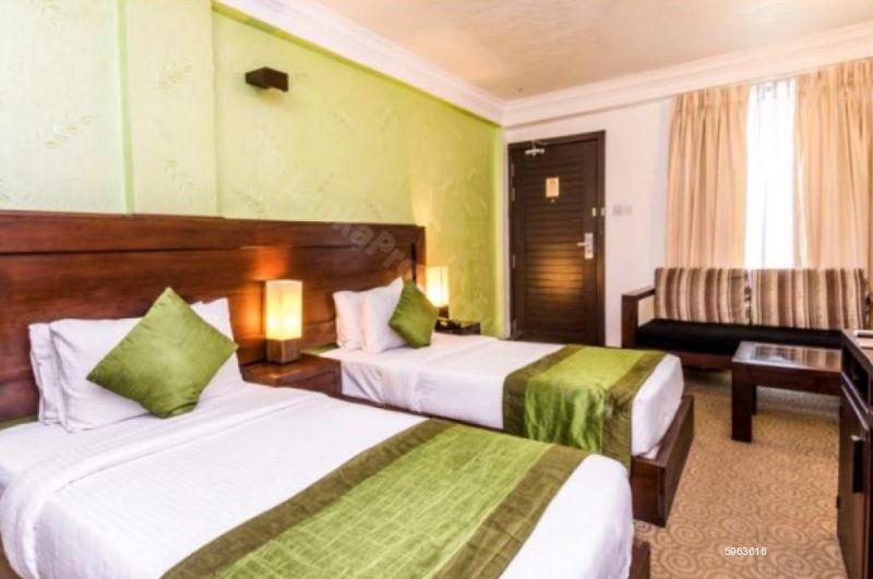 Commercial for sale in Colombo 4