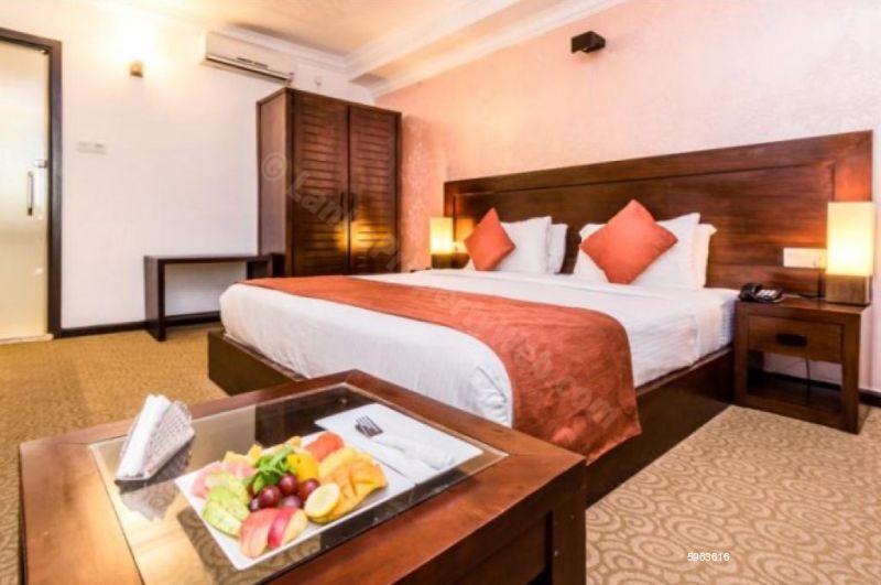 Commercial for sale in Colombo 4