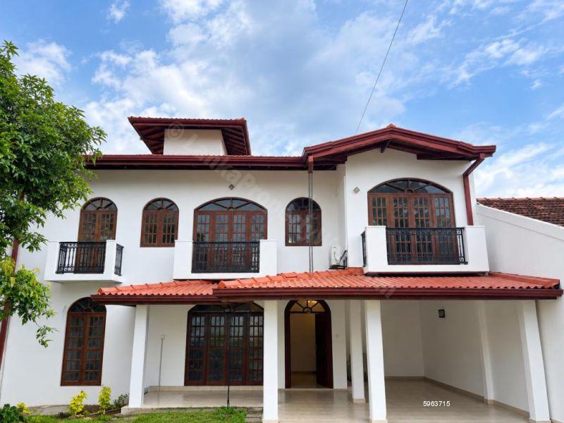House for sale in Boralesgamuwa