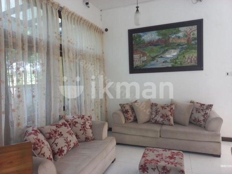 Living Room - House for rent in Boralesgamuwa