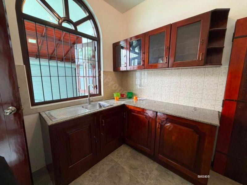House for rent in Nawala