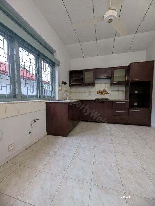 Kitchen - House for sale in Nugegoda