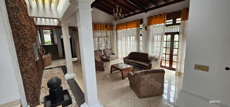 House for sale in Kadawatha