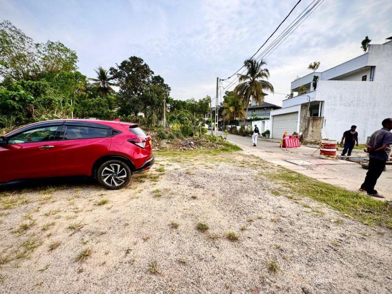 Bare Land for sale in Pita Kotte