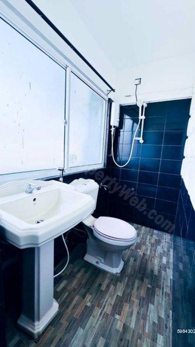 Commercial for rent in Colombo 8