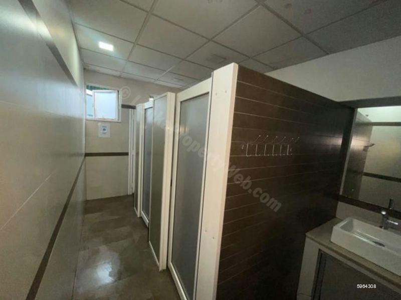 Commercial for rent in Colombo 8
