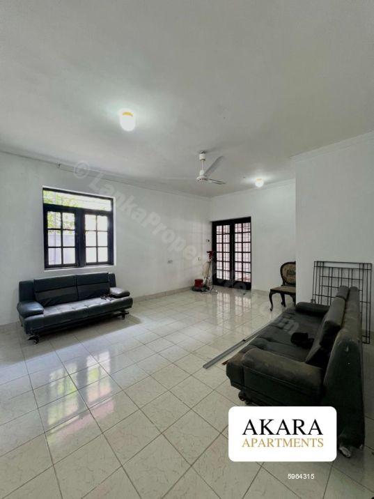 Commercial for rent in Colombo 5