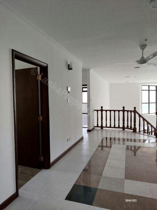 Apartment for rent in Rajagiriya