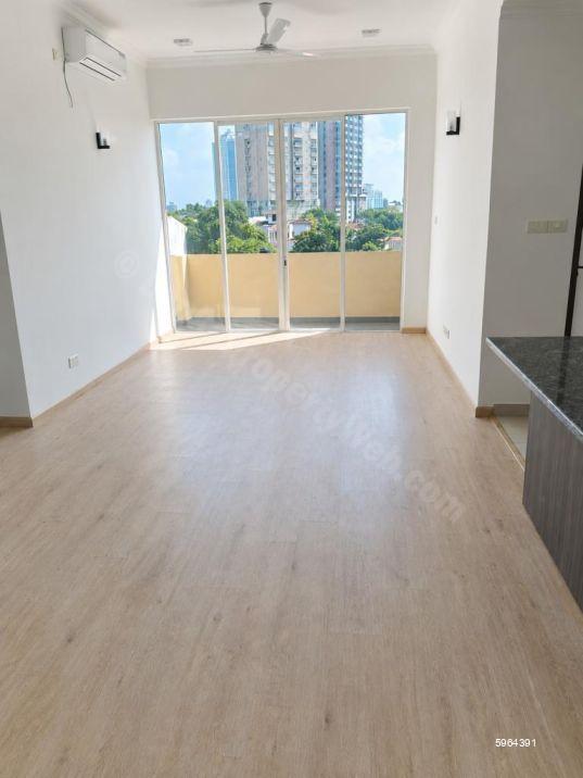 Apartment for sale in Colombo 5