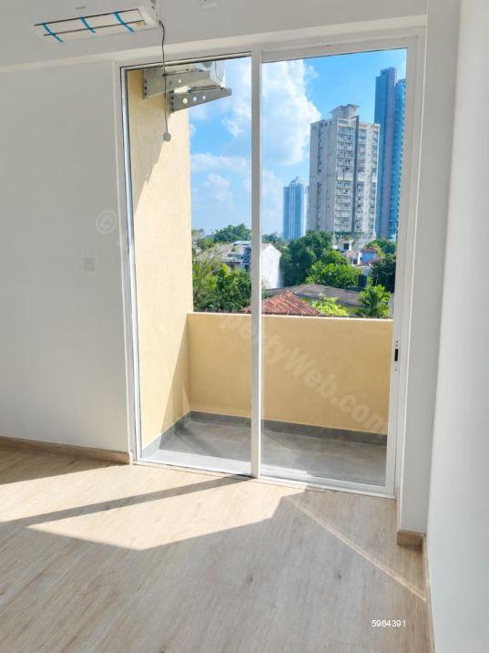Apartment for sale in Colombo 5