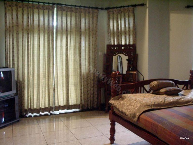 Third floor bedroom - House for sale in Battaramulla