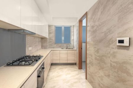 Kitchen - A luxurious 4 Bedroom Apartment for sale at Shangri-La, One Galle Face (The Residence at One Galle Face)