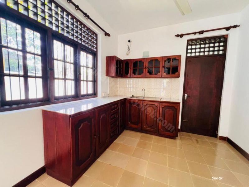 Kitchen - House for sale in Kelaniya