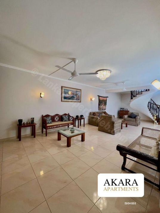 Living Room - House for rent in Nugegoda