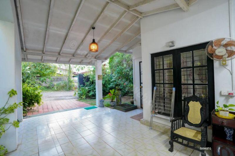 House for sale in Athurugiriya