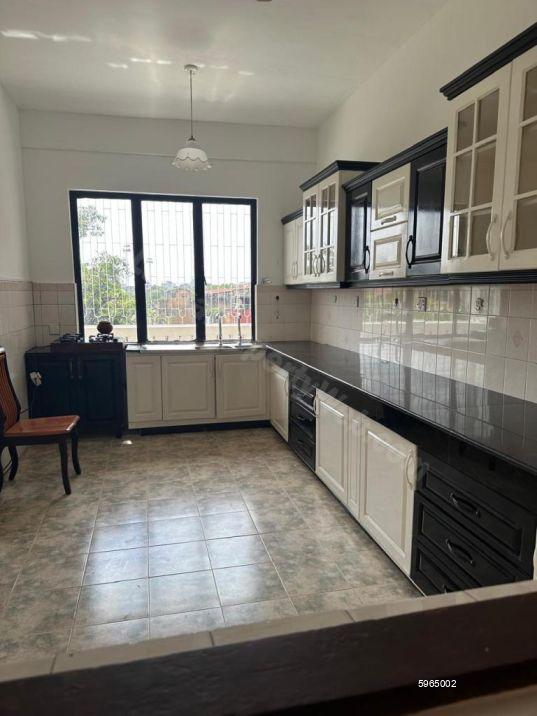 Commercial for sale in Colombo 13