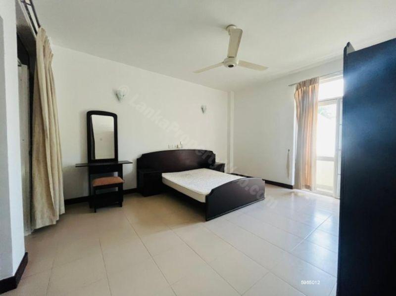 Apartment for sale in Colombo 5