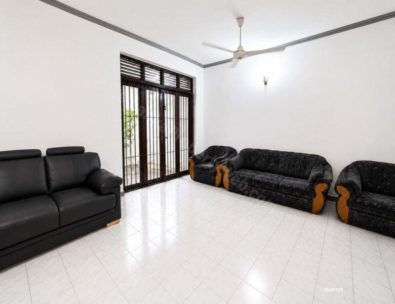 Living Room - House for rent in Colombo 4