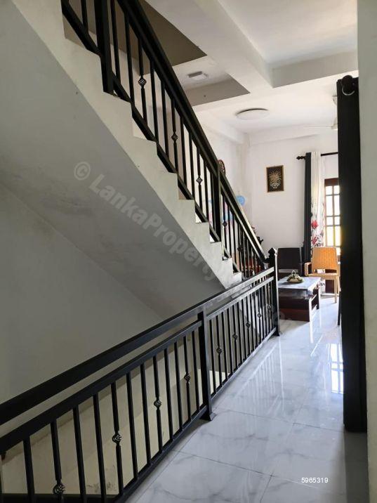 House for sale in Nawalapitiya