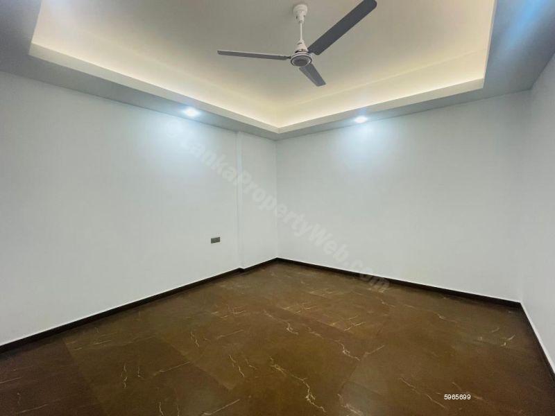 Apartment for sale in Colombo 5