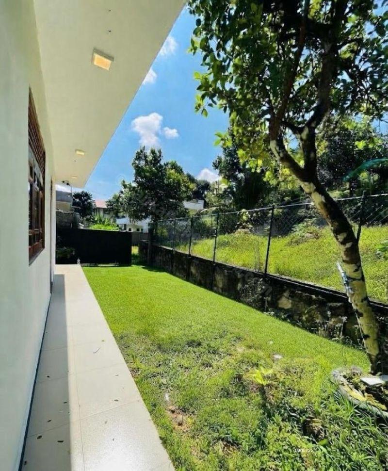 House for sale in Pannipitiya