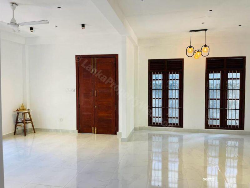 House for sale in Pannipitiya