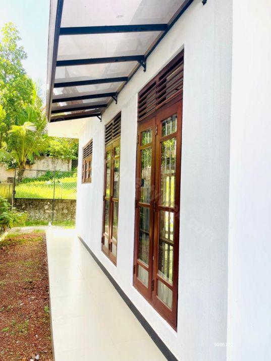 House for sale in Pannipitiya