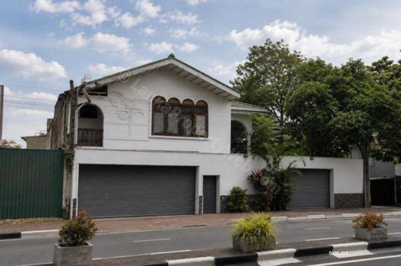 Exterior - House for sale in Colombo 5