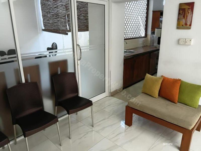 Commercial for rent in Colombo 8