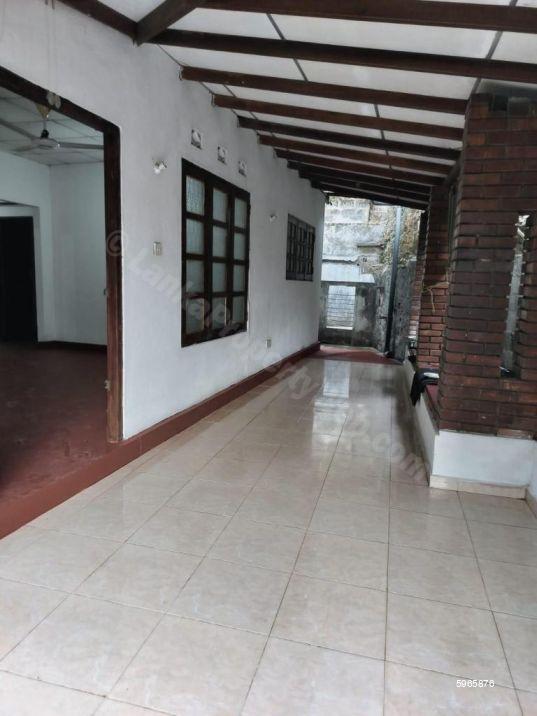 House for sale in Wattala
