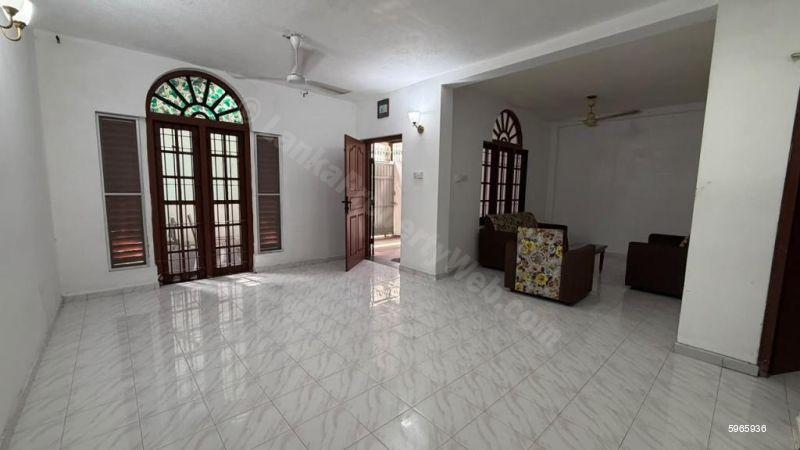 House for sale in Kalubowila