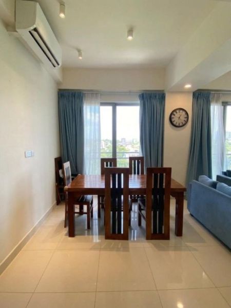 Dining room - Modern 3 Bedroom Lake-View Apartment for Sale – Colombo 05 | LKR 78 Million (EM044SH)