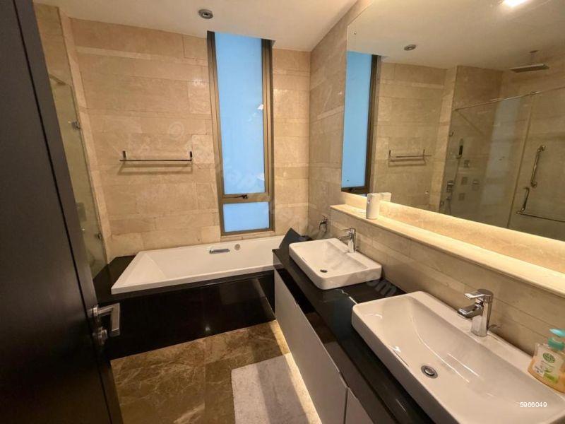 Bathroom - Apartment for rent in Colombo 7
