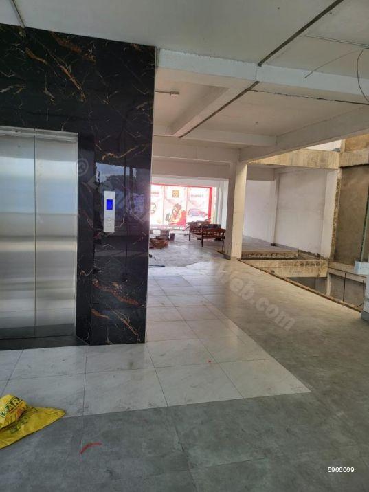 Commercial for rent in Colombo 5