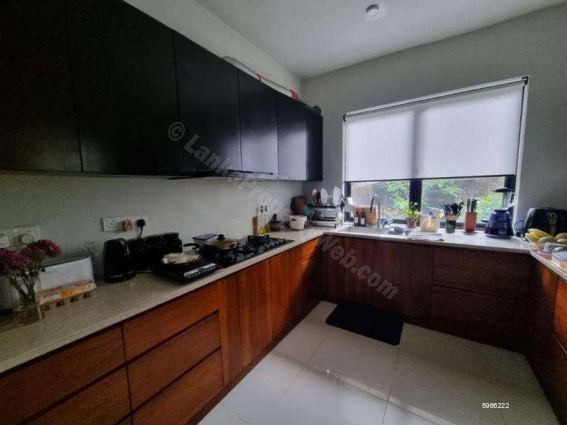 Kitchen - House for sale in Rajagiriya