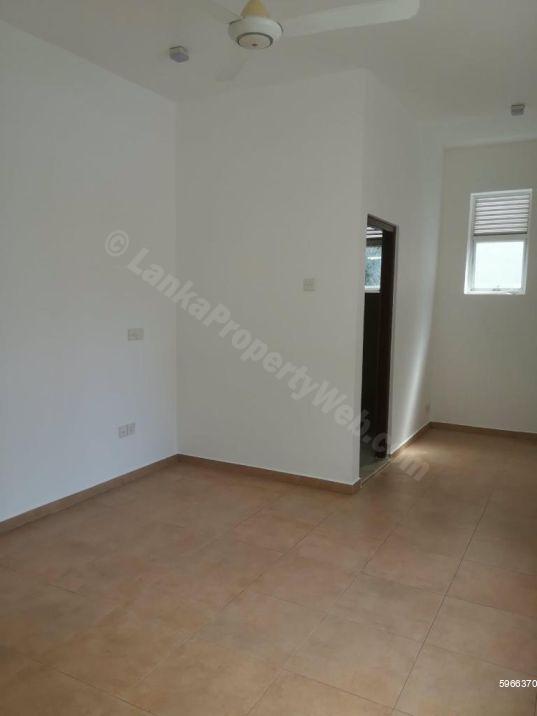 Bedroom - House for sale in Pelawatte